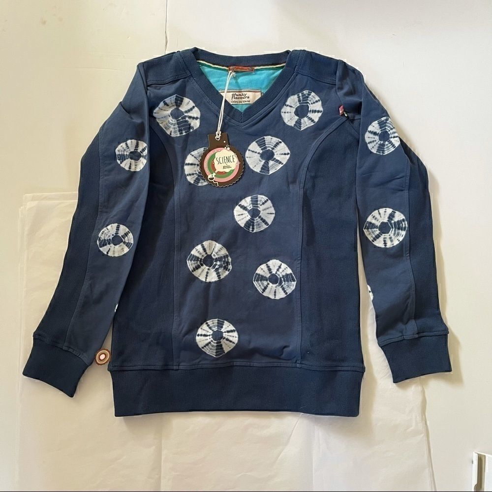 4funky flavours Astronomy girls top